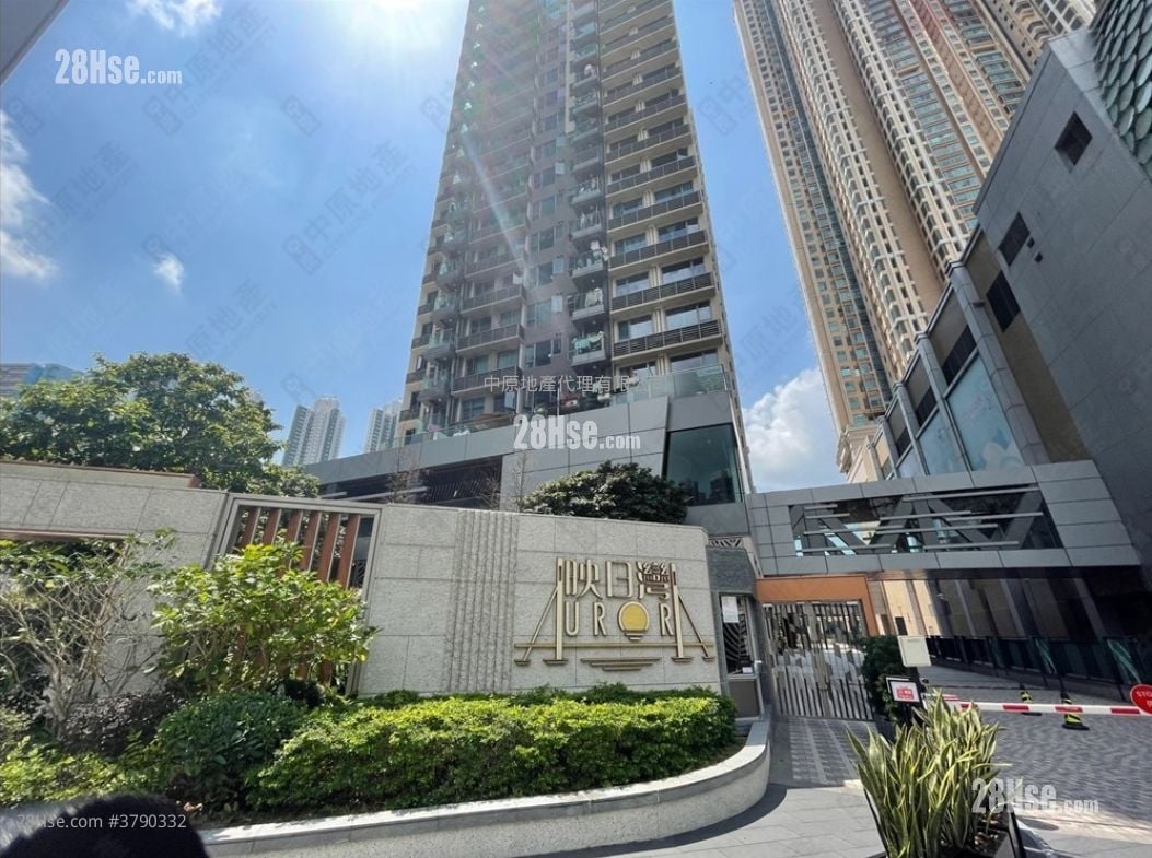 Aurora Sell 1 Bedroom , 1 Bathroom 285 ft²