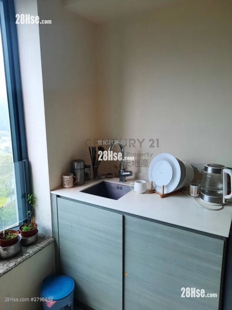 Mont Vert Sell Studio , 1 Bathroom 196 ft²