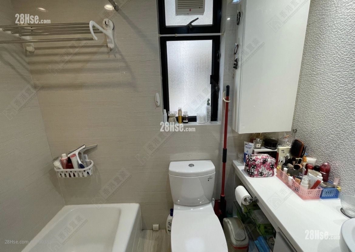 Park Island Sell 3 Bedrooms 628 ft²