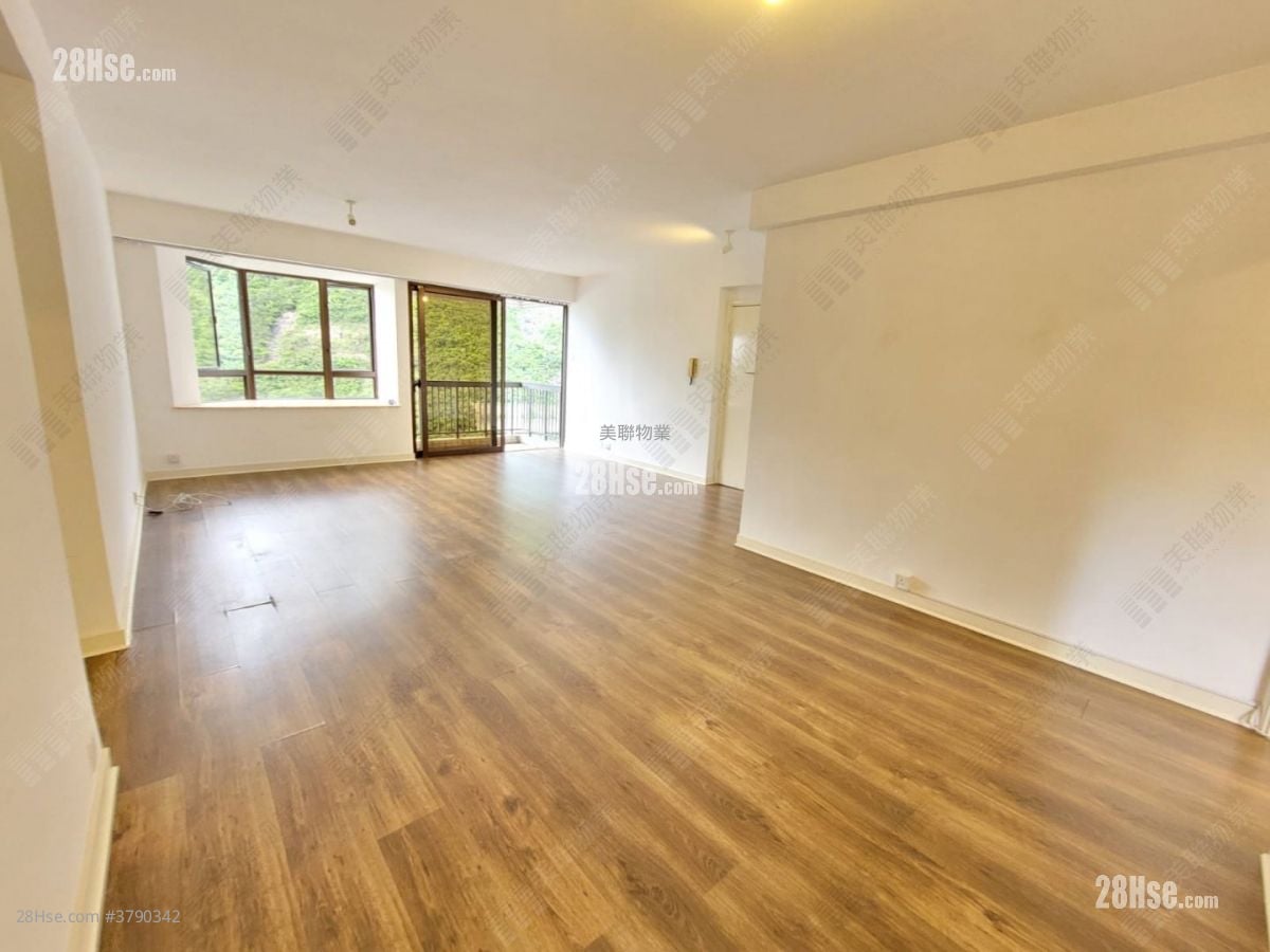 南湾花园 售盘 3 房 1,296 平方尺