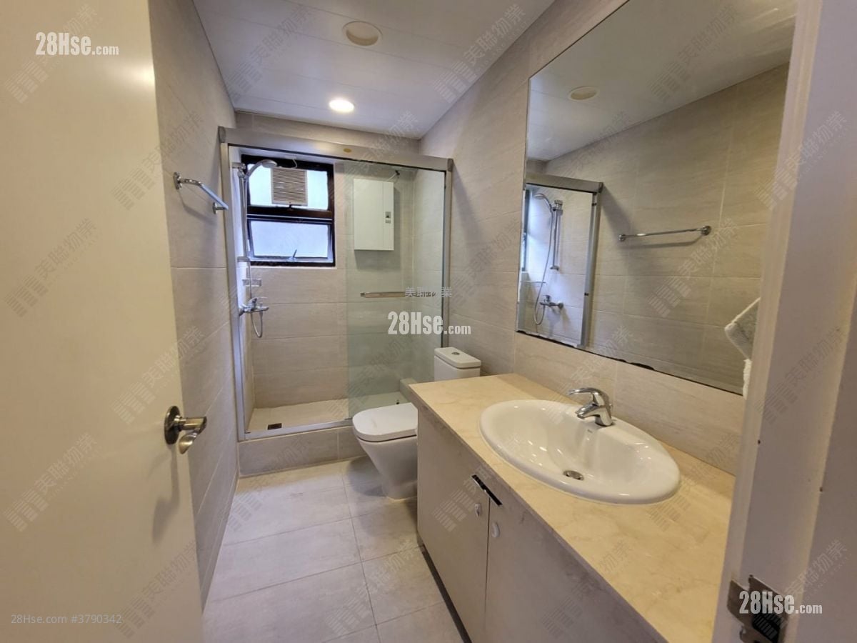 南湾花园 售盘 3 房 1,296 平方尺