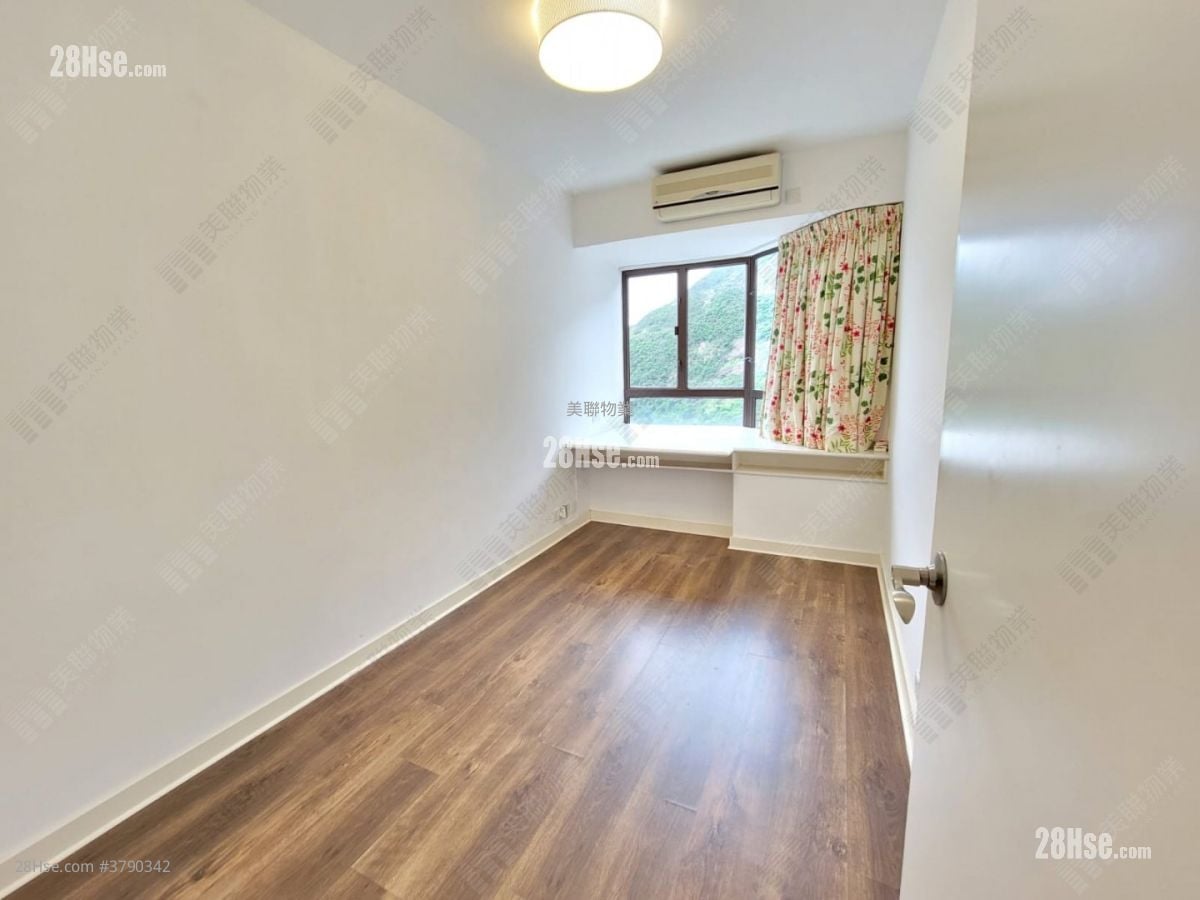 南湾花园 售盘 3 房 1,296 平方尺