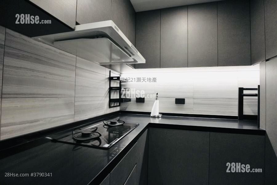 岚山 售盘 3 房 , 2 浴室 845 平方尺