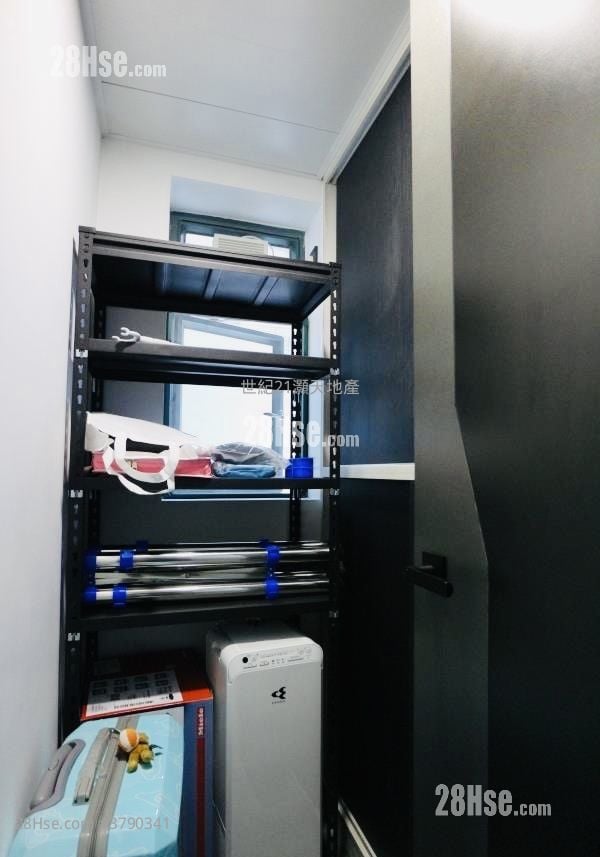 岚山 售盘 3 房 , 2 浴室 845 平方尺