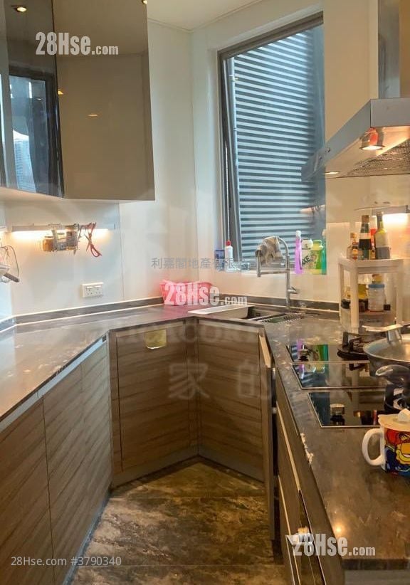 海之恋 售盘 4 房 , 2 浴室 1,117 平方尺