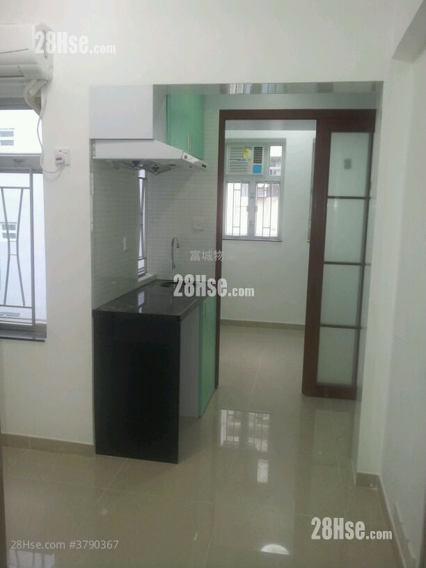 油麻地唐楼 售盘 5+ 房 , 5+ 浴室 2,400 平方尺