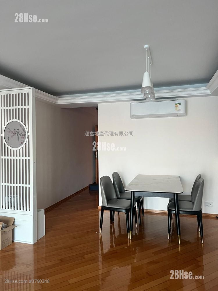 海逸豪园 租盘 4 房 , 3 浴室 1,113 平方尺