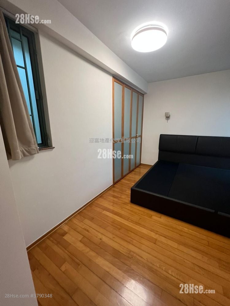 海逸豪园 租盘 4 房 , 3 浴室 1,113 平方尺