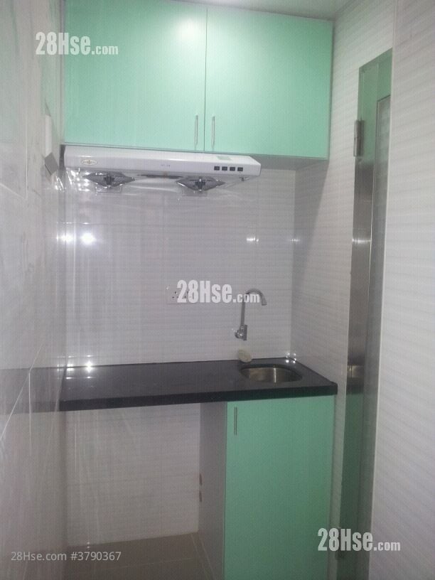 油麻地唐楼 售盘 5+ 房 , 5+ 浴室 2,400 平方尺