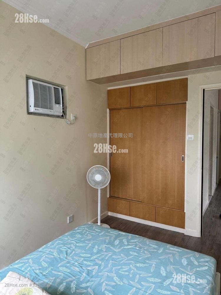 Tsuen King Garden Sell 2 Bedrooms 435 ft²