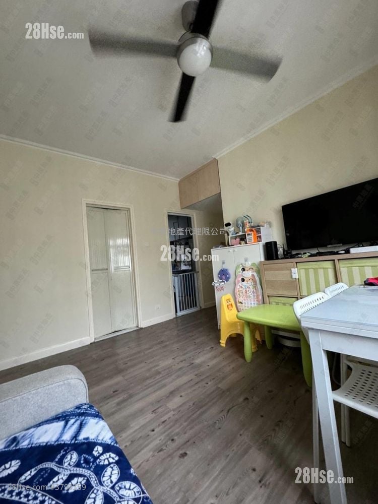 Tsuen King Garden Sell 2 Bedrooms 435 ft²