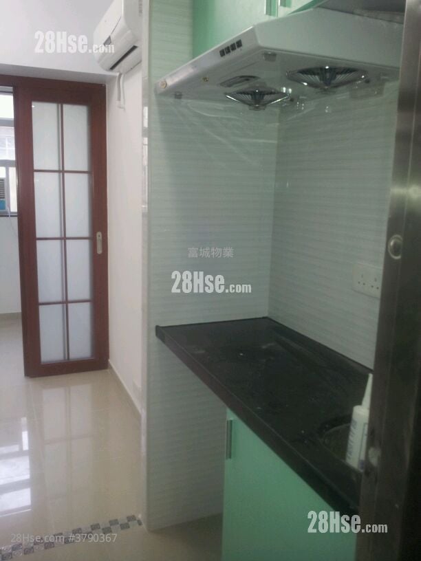 油麻地唐楼 售盘 5+ 房 , 5+ 浴室 2,400 平方尺