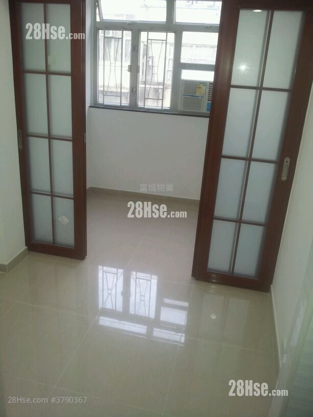 油麻地唐楼 售盘 5+ 房 , 5+ 浴室 2,400 平方尺