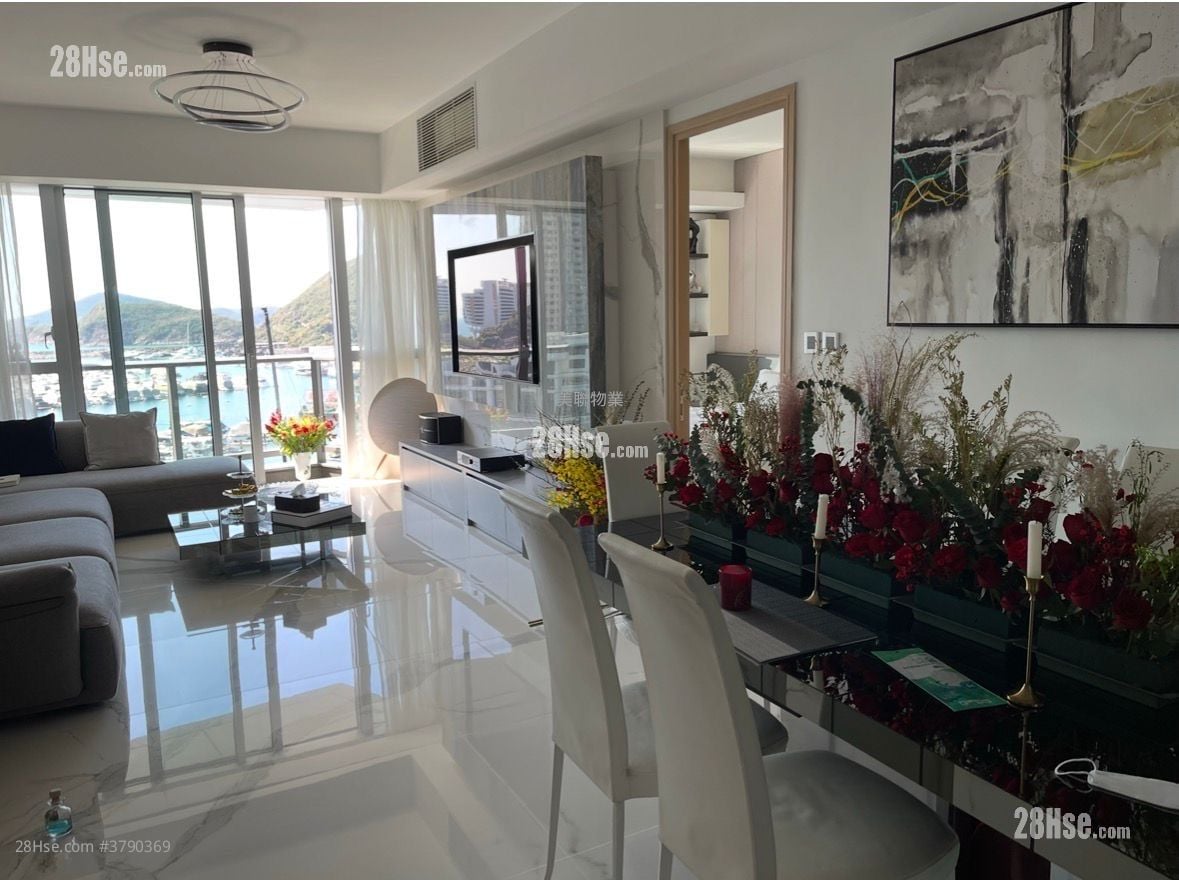Marinella Sell 3 Bedrooms 1,266 ft²