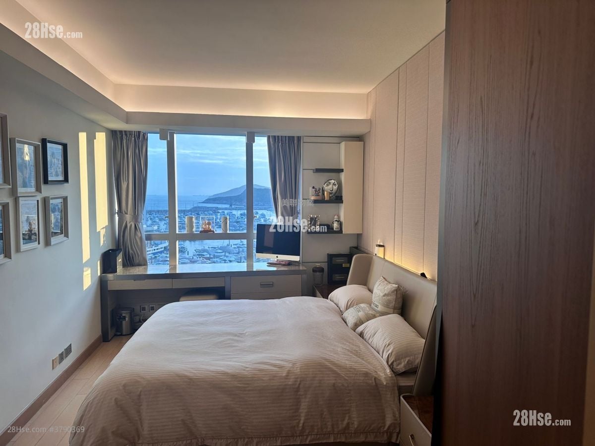 Marinella Sell 3 Bedrooms 1,266 ft²