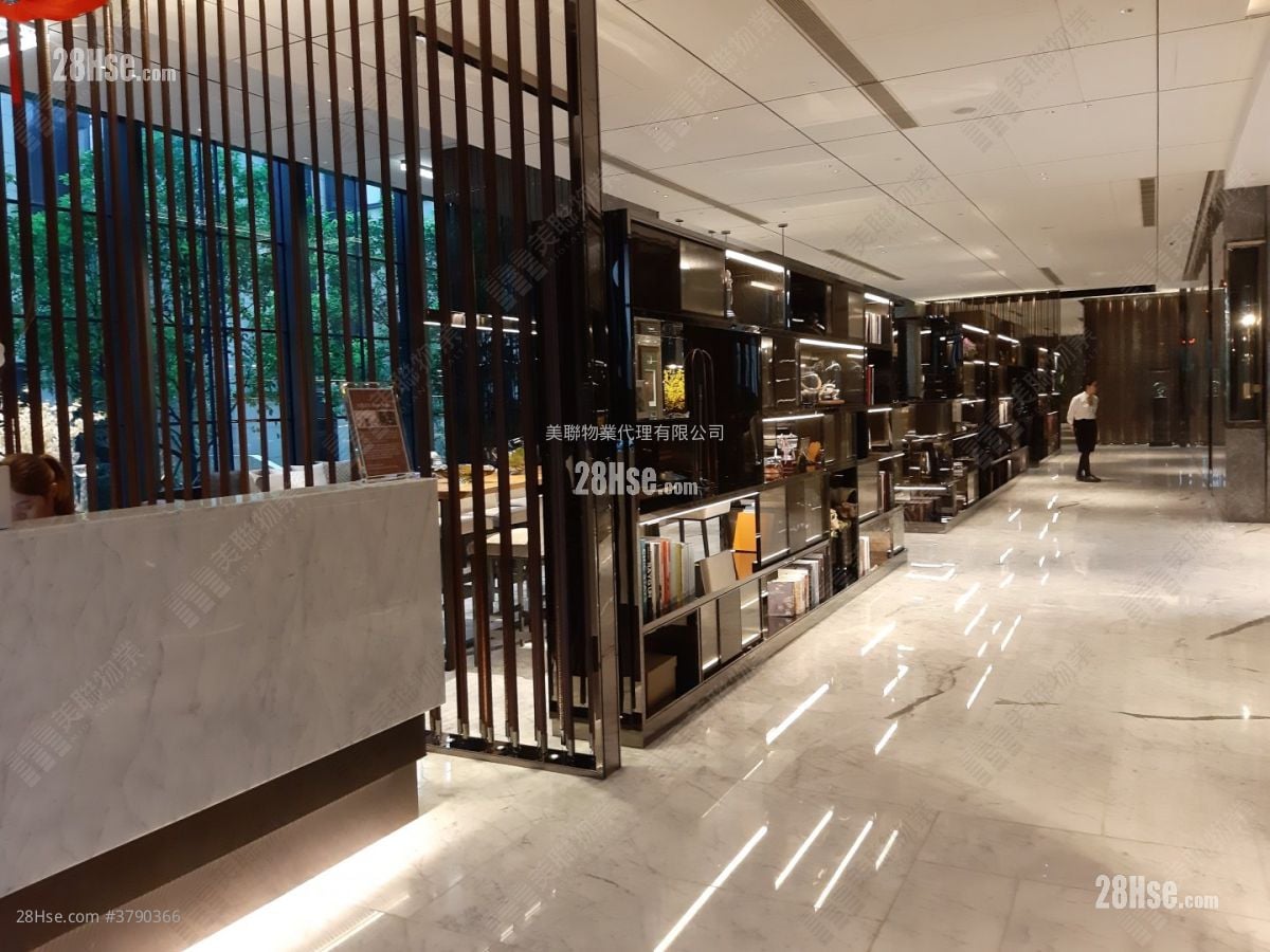 Eden Manor Sell 276 ft²