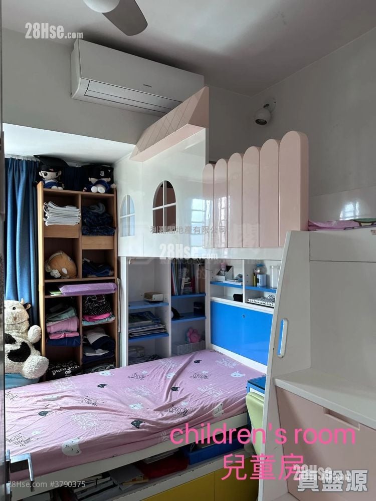 Trinity Towers Sell 3 Bedrooms 708 ft²