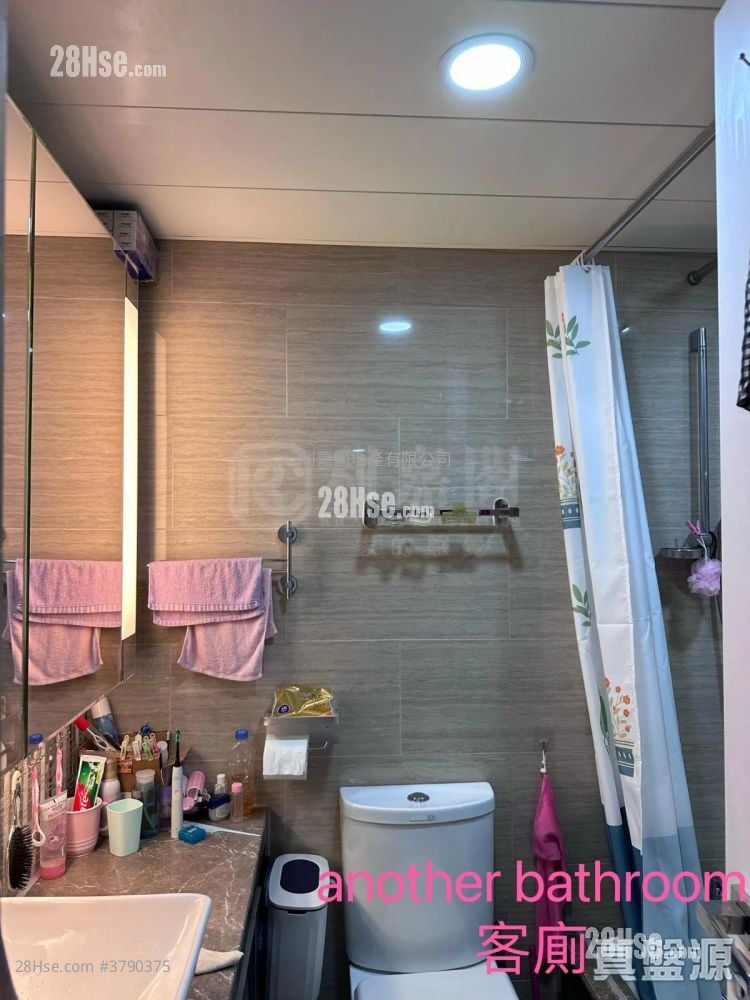 Trinity Towers Sell 3 Bedrooms 708 ft²