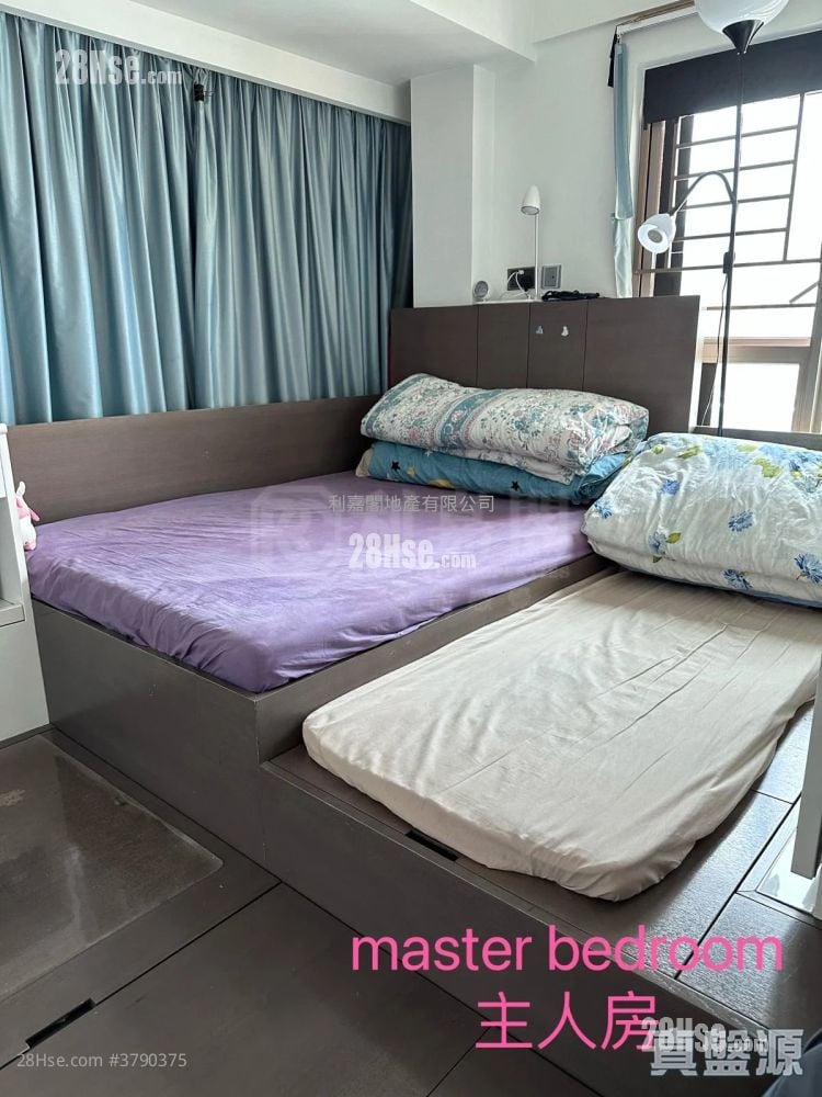 Trinity Towers Sell 3 Bedrooms 708 ft²