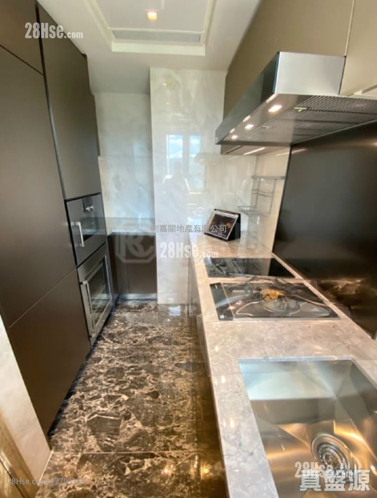 El Futuro Sell 3 Bedrooms , 3 Bathrooms 1,053 ft²