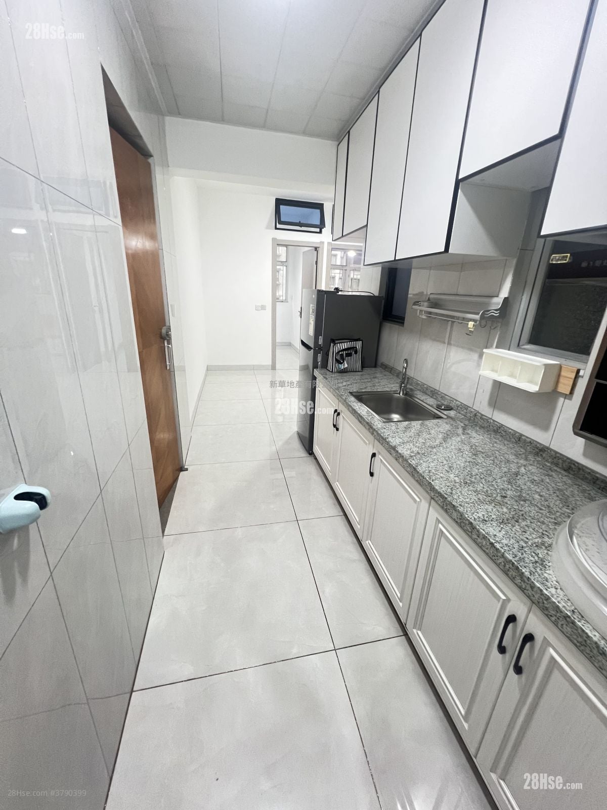 益发大厦 租盘 2 房 , 1 浴室 353 平方尺