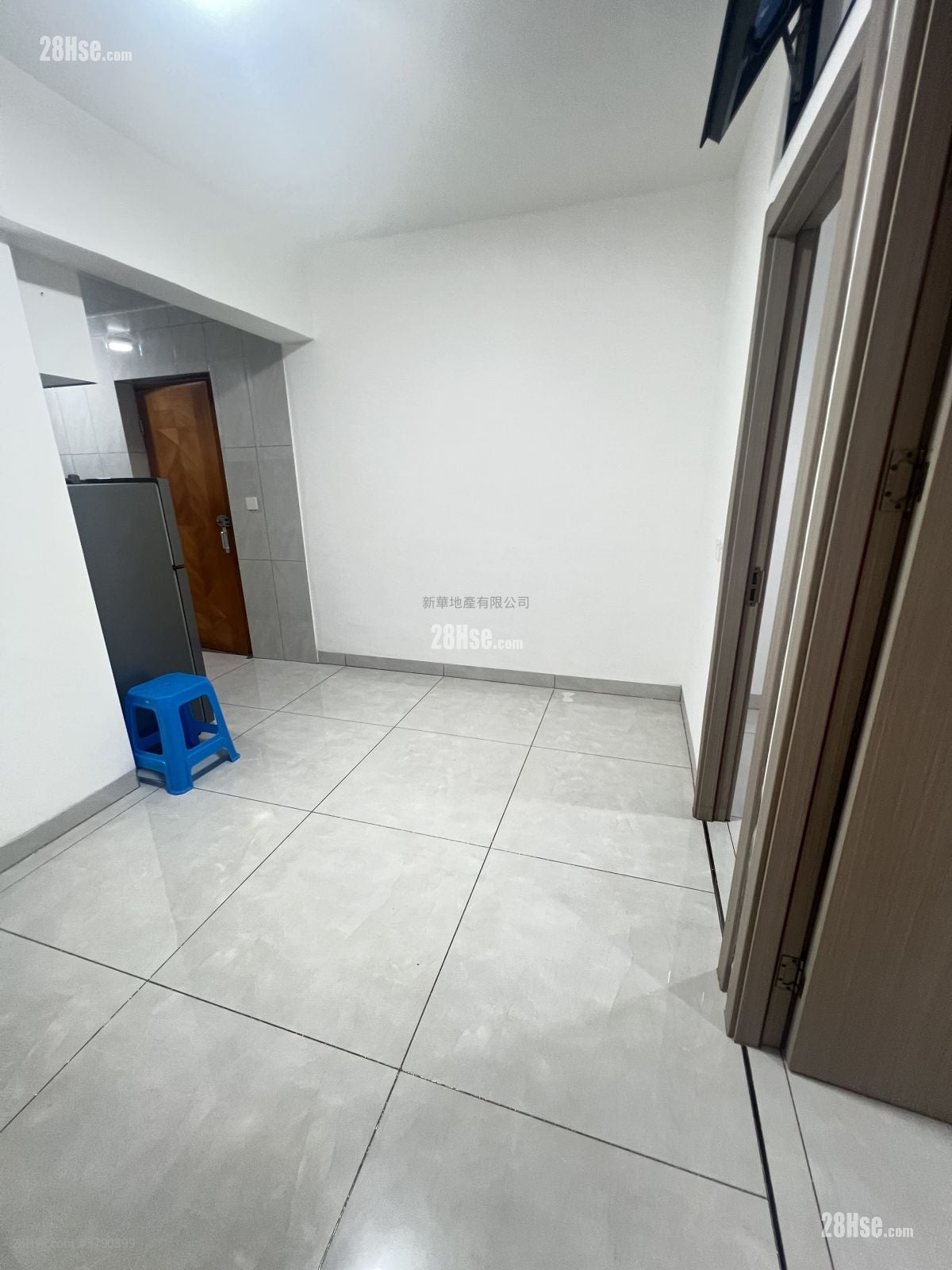 益发大厦 租盘 2 房 , 1 浴室 353 平方尺