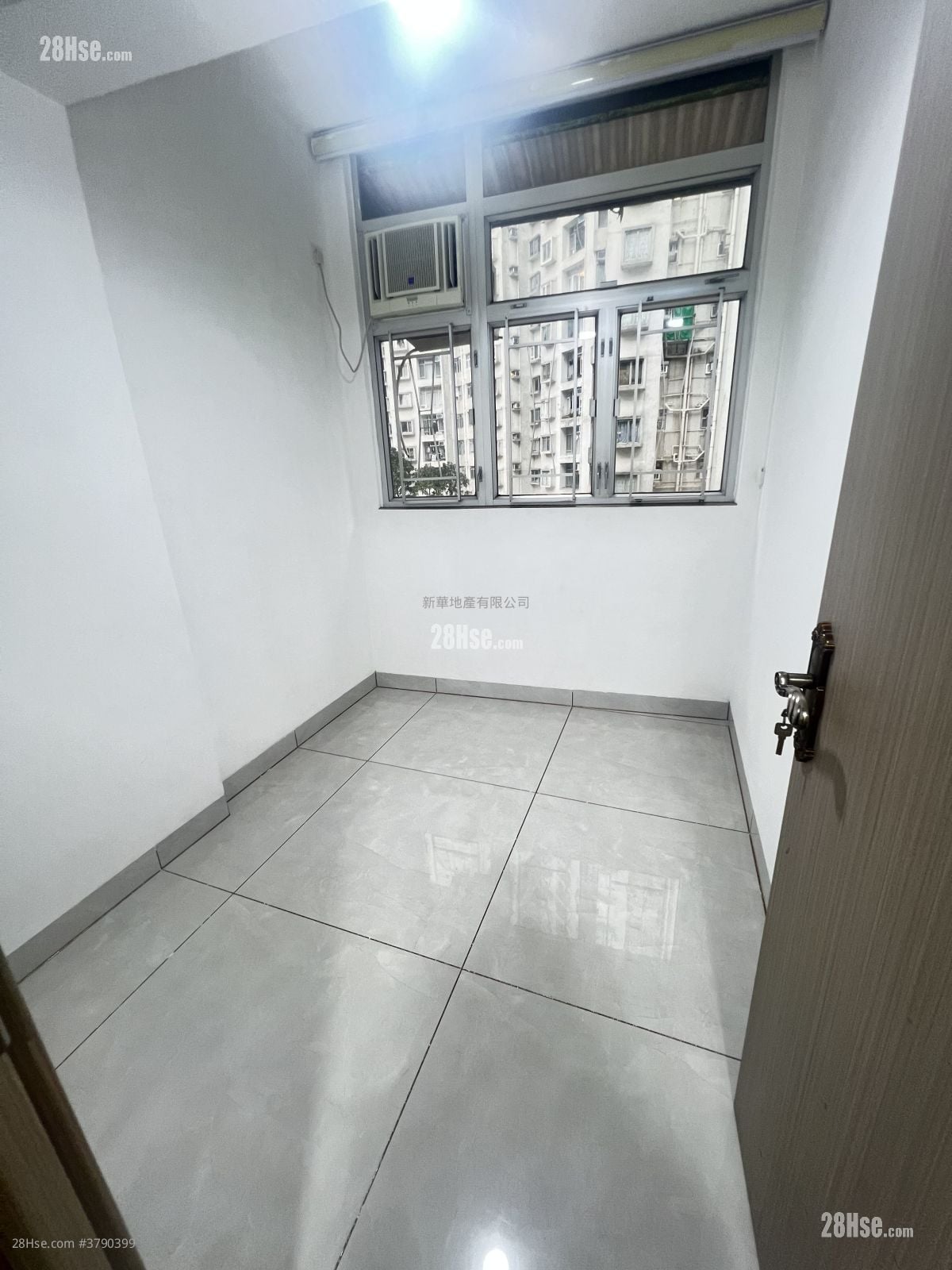 益发大厦 租盘 2 房 , 1 浴室 353 平方尺