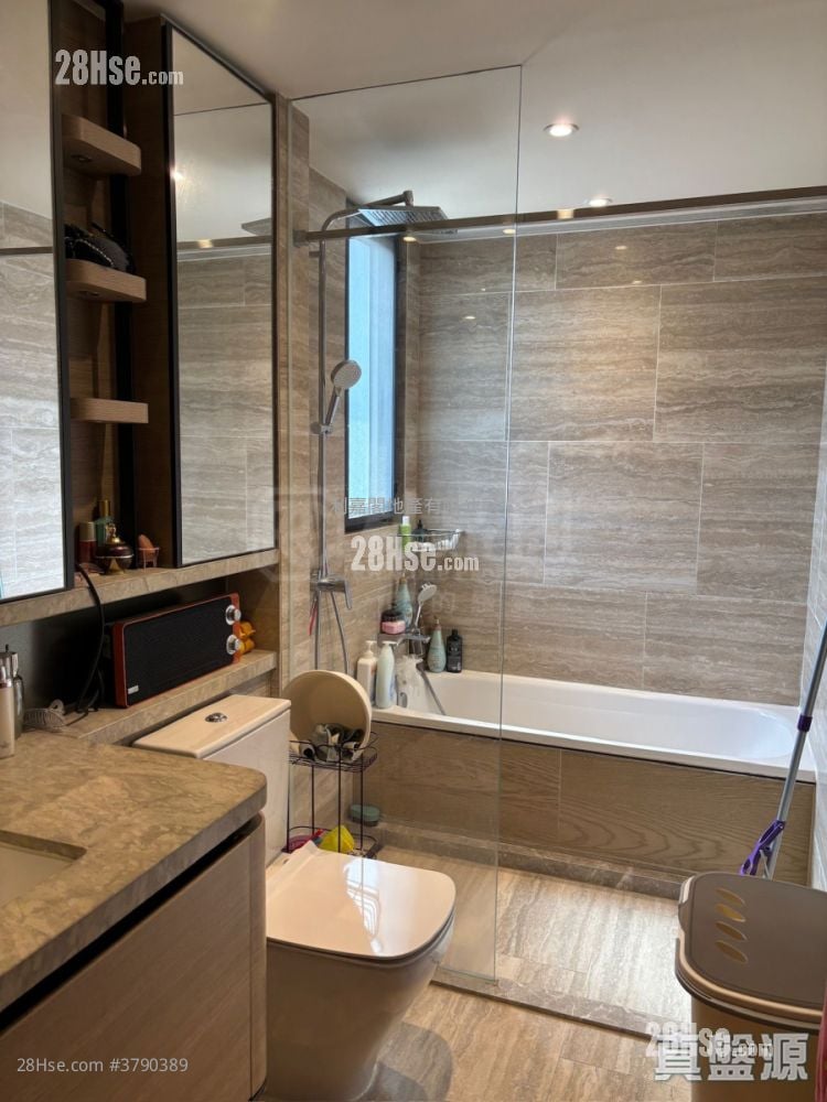 嘉熙 售盘 4 房 , 3 浴室 1,066 平方尺