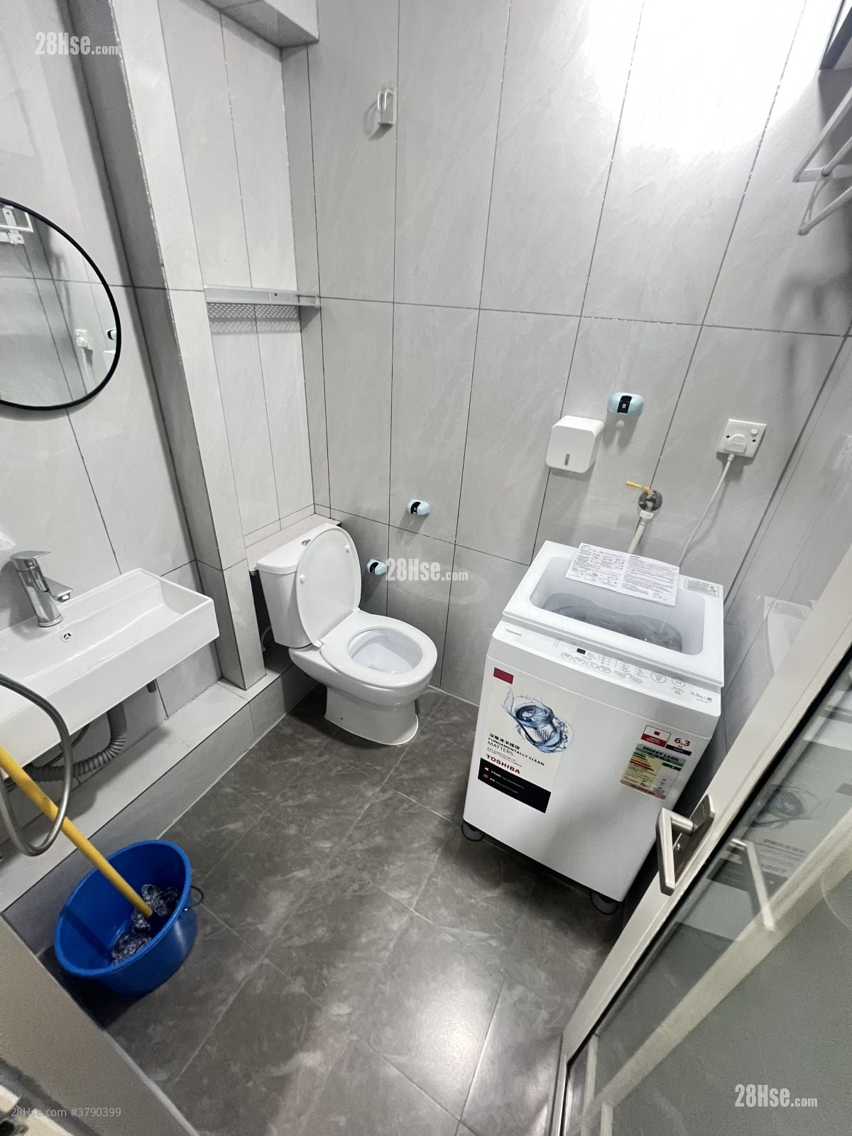 益发大厦 租盘 2 房 , 1 浴室 353 平方尺