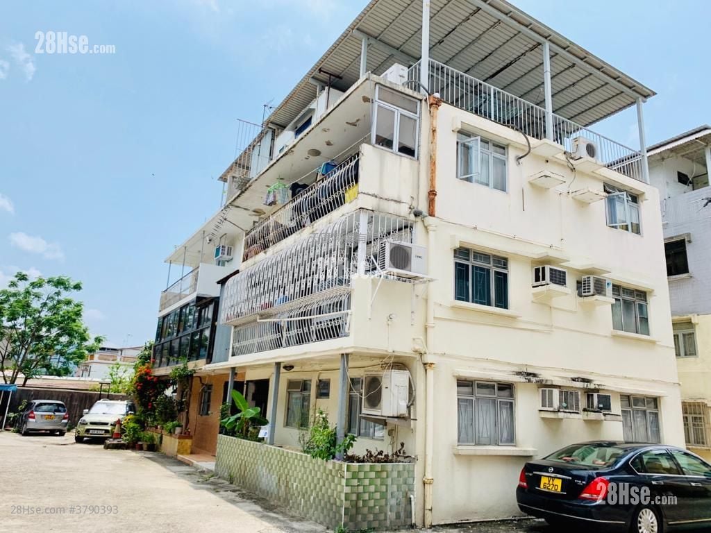 Village Sell 3 Bedrooms , 2 Bathrooms