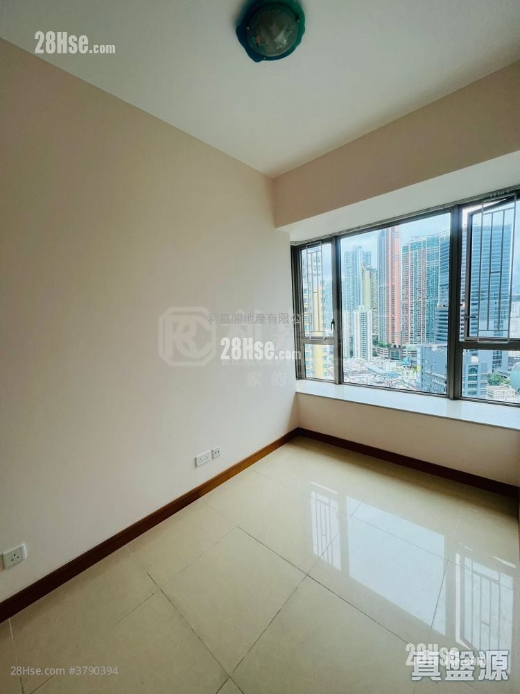 Vision City Sell 2 Bedrooms , 1 Bathroom 520 ft²
