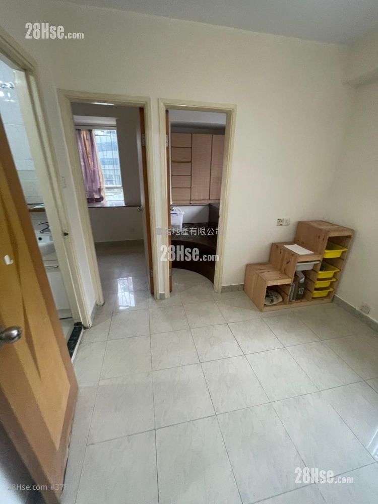 康辉大厦 售盘 2 房 , 1 浴室 271 平方尺