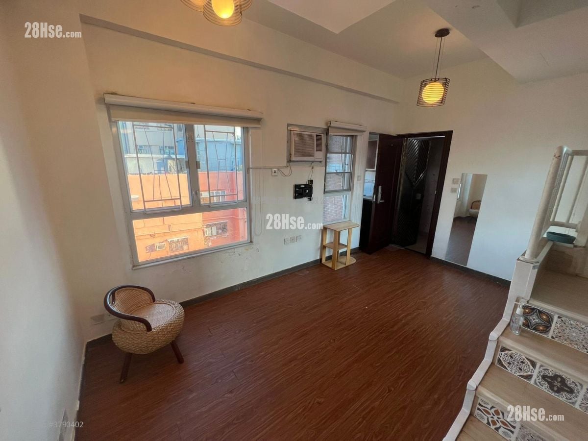 Konwall Court Sell 1 Bedroom , 1 Bathroom 427 ft²