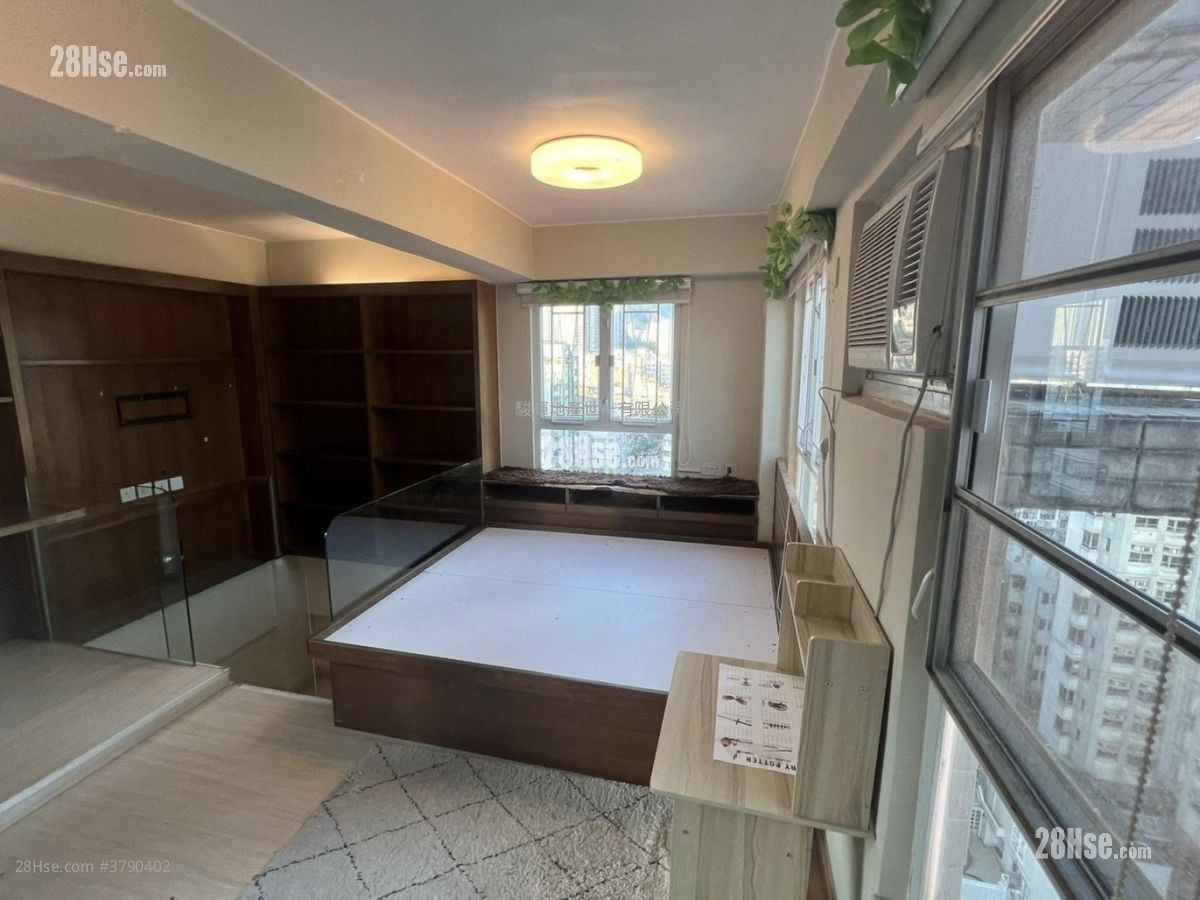 Konwall Court Sell 1 Bedroom , 1 Bathroom 427 ft²