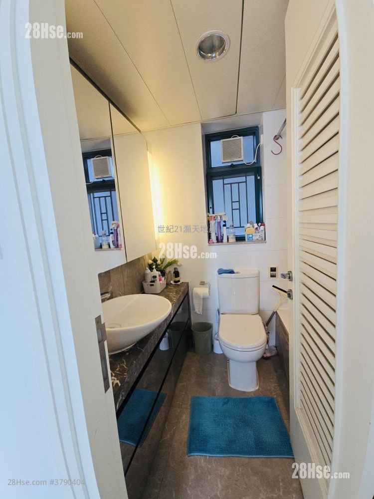 Mont Vert Sell 3 Bedrooms , 3 Bathrooms 905 ft²