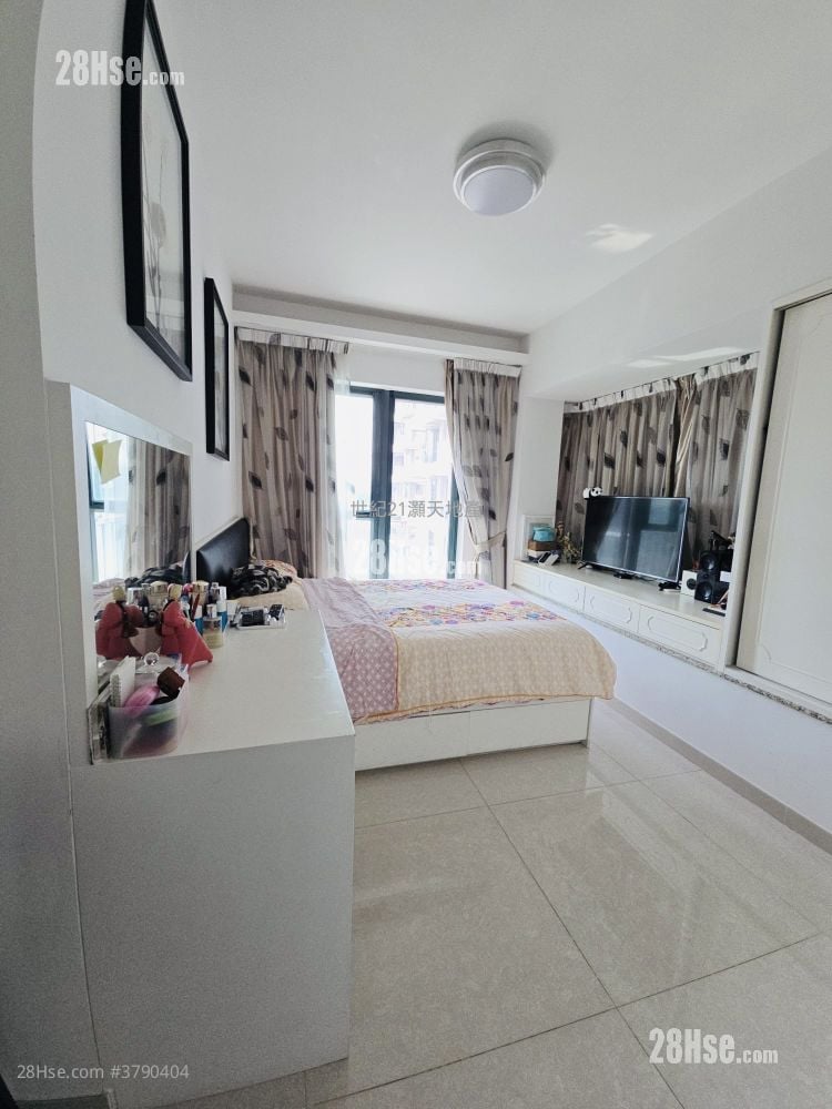 Mont Vert Sell 3 Bedrooms , 3 Bathrooms 905 ft²