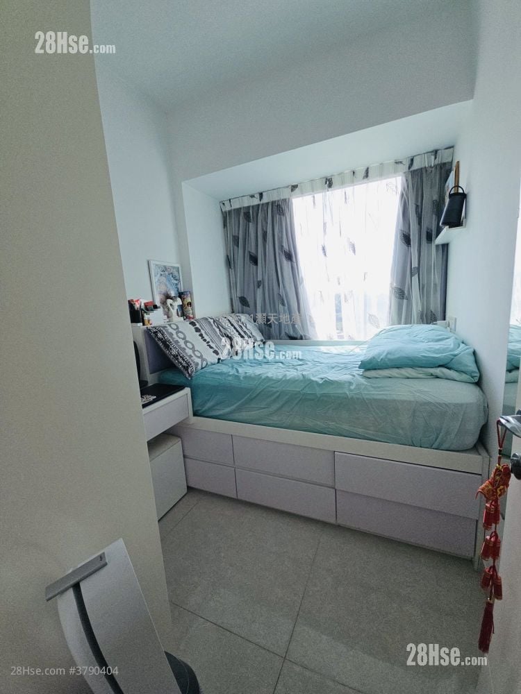 Mont Vert Sell 3 Bedrooms , 3 Bathrooms 905 ft²