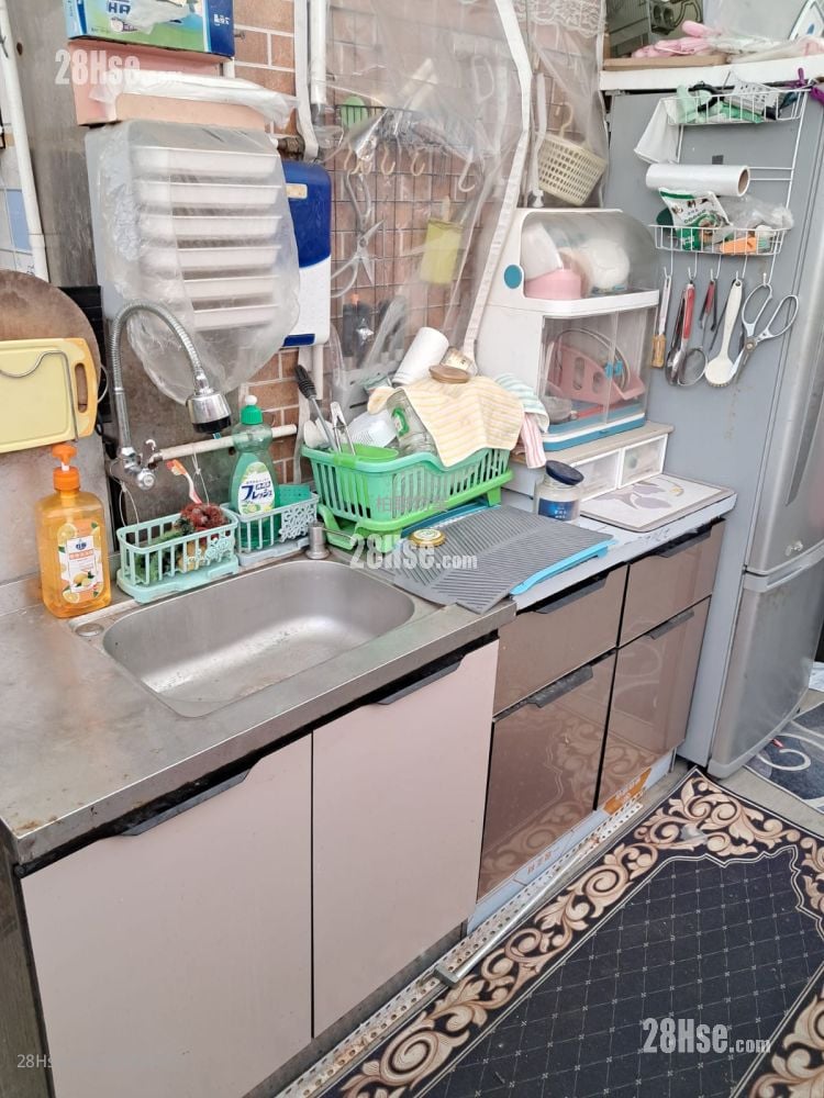 东鸿大厦 售盘 1 房 , 1 浴室 300 平方尺