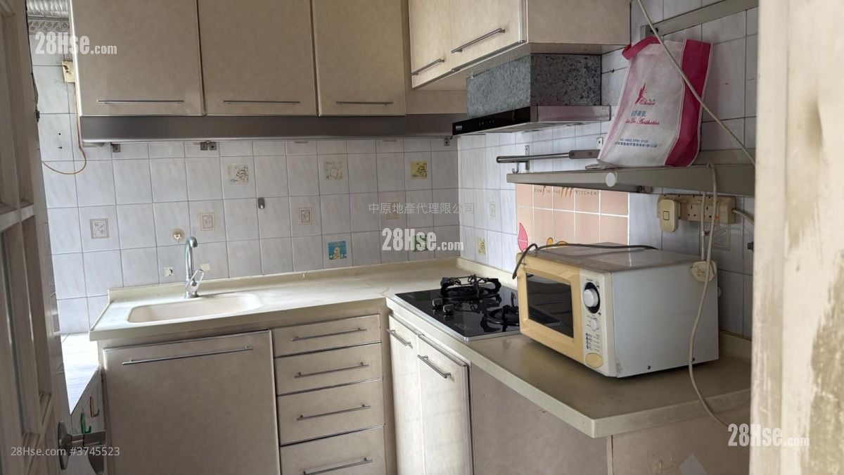 Belvedere Garden Sell 3 Bedrooms , 2 Bathrooms 572 ft²