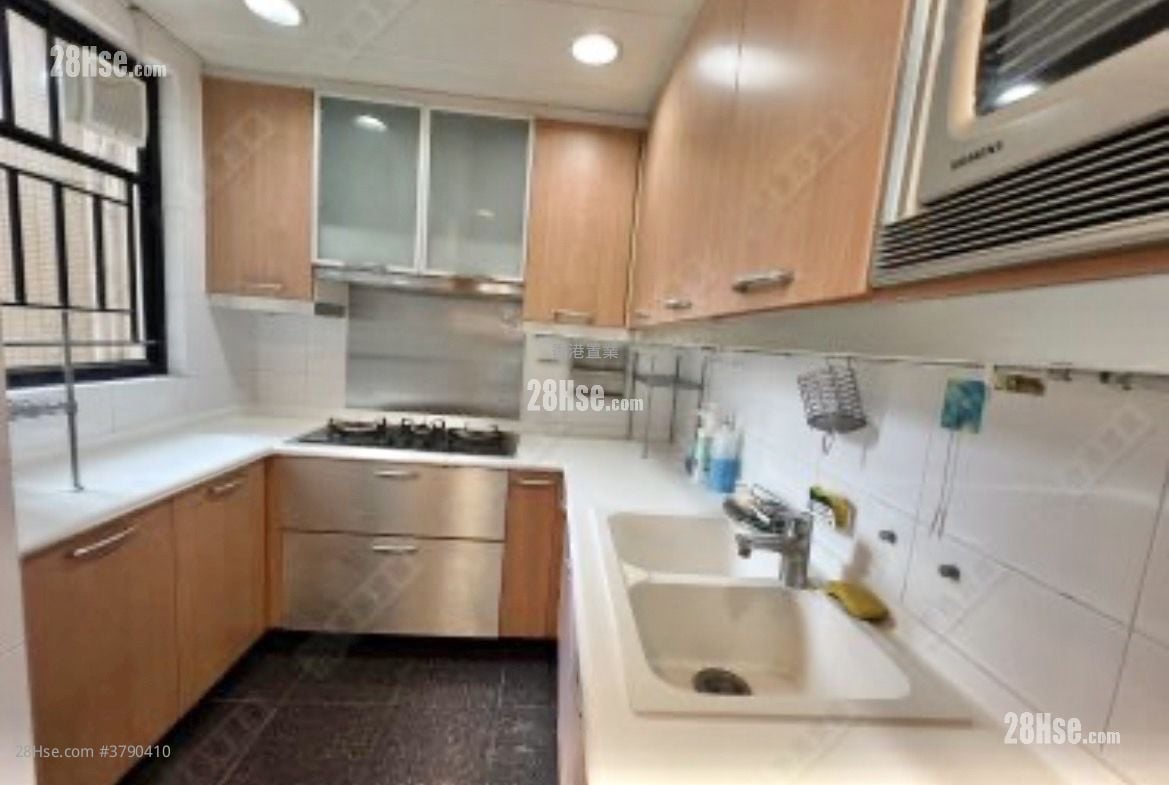 珀丽湾 售盘 3 房 834 平方尺