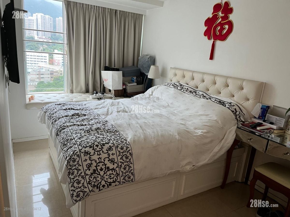 Festival City Sell 3 Bedrooms , 2 Bathrooms 742 ft²