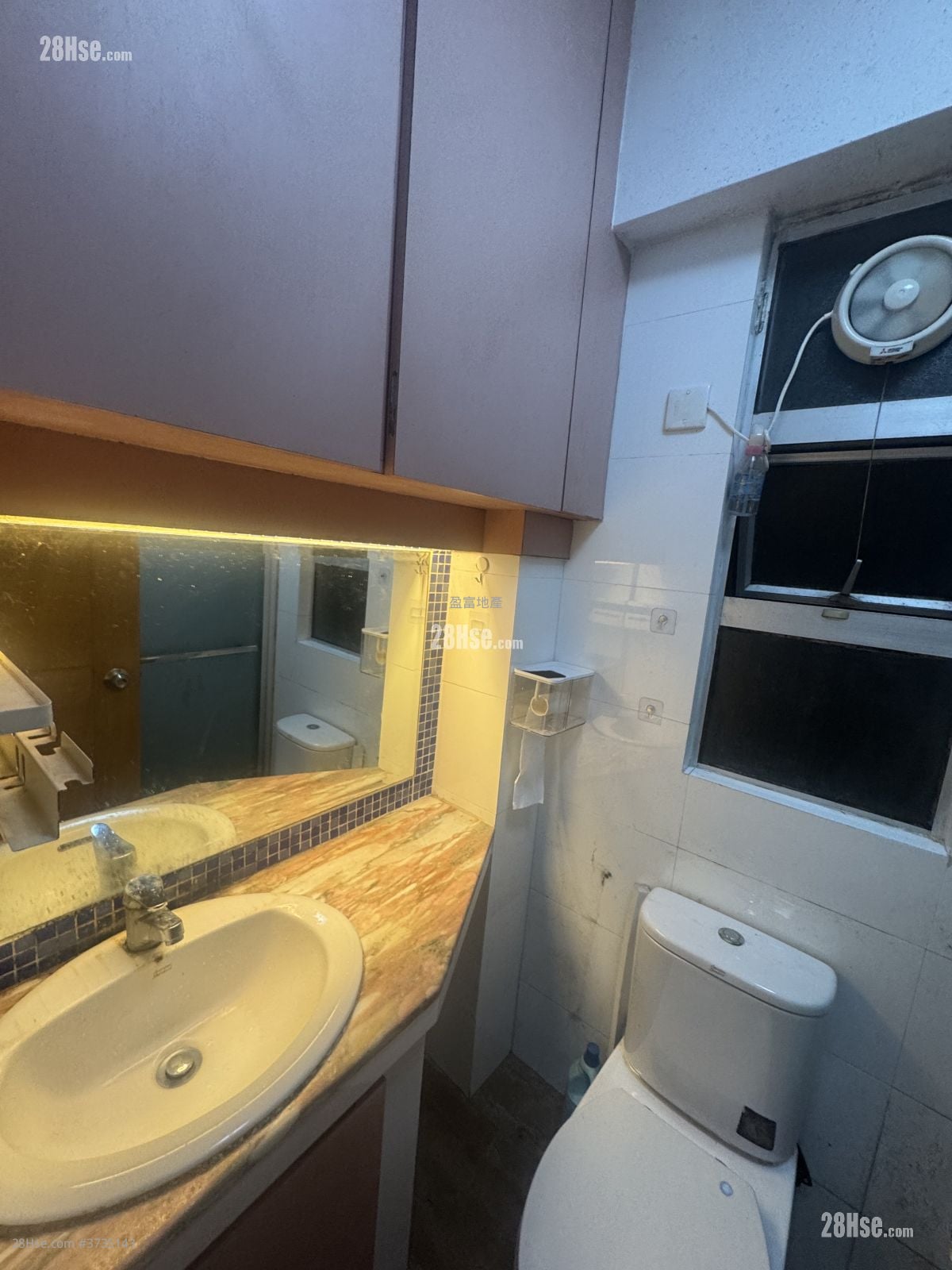 单幢楼房 租盘 2 房 , 1 浴室 400 平方尺