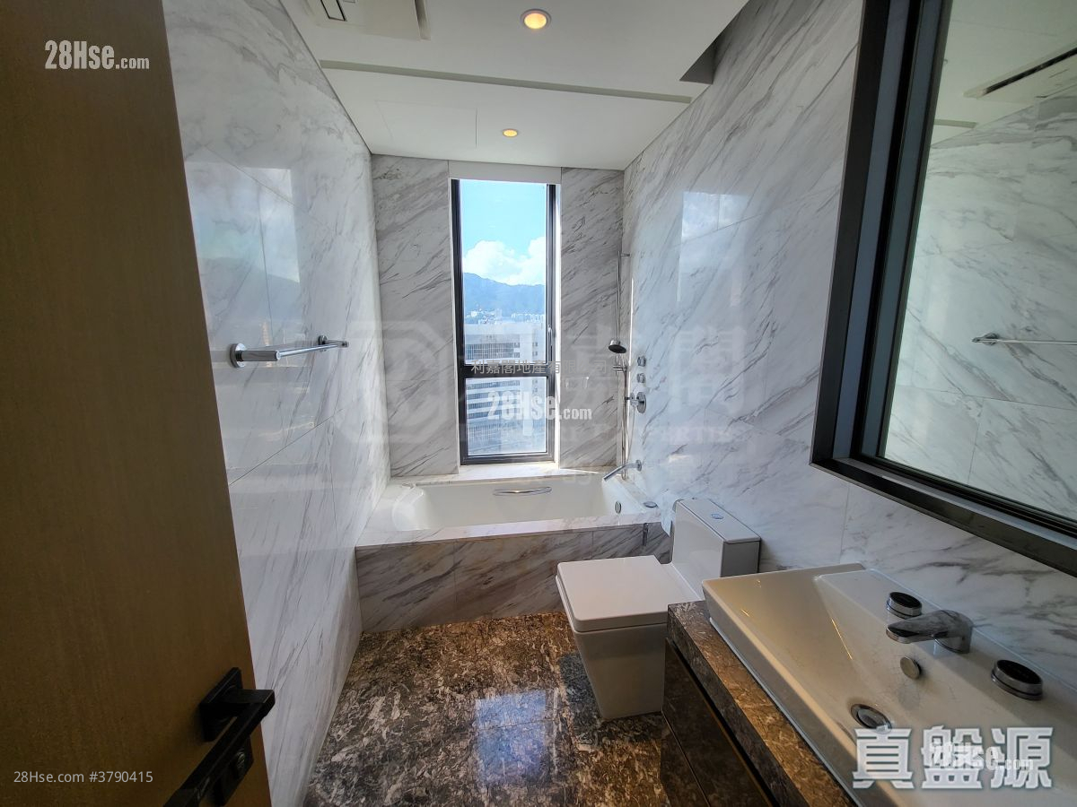 Dunbar Place Sell 4 Bedrooms 2,032 ft²