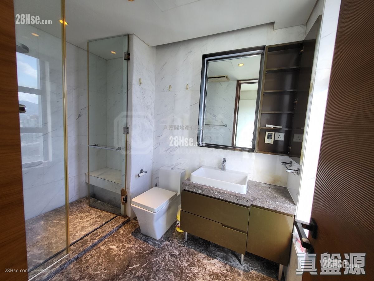 Dunbar Place Sell 4 Bedrooms 2,032 ft²