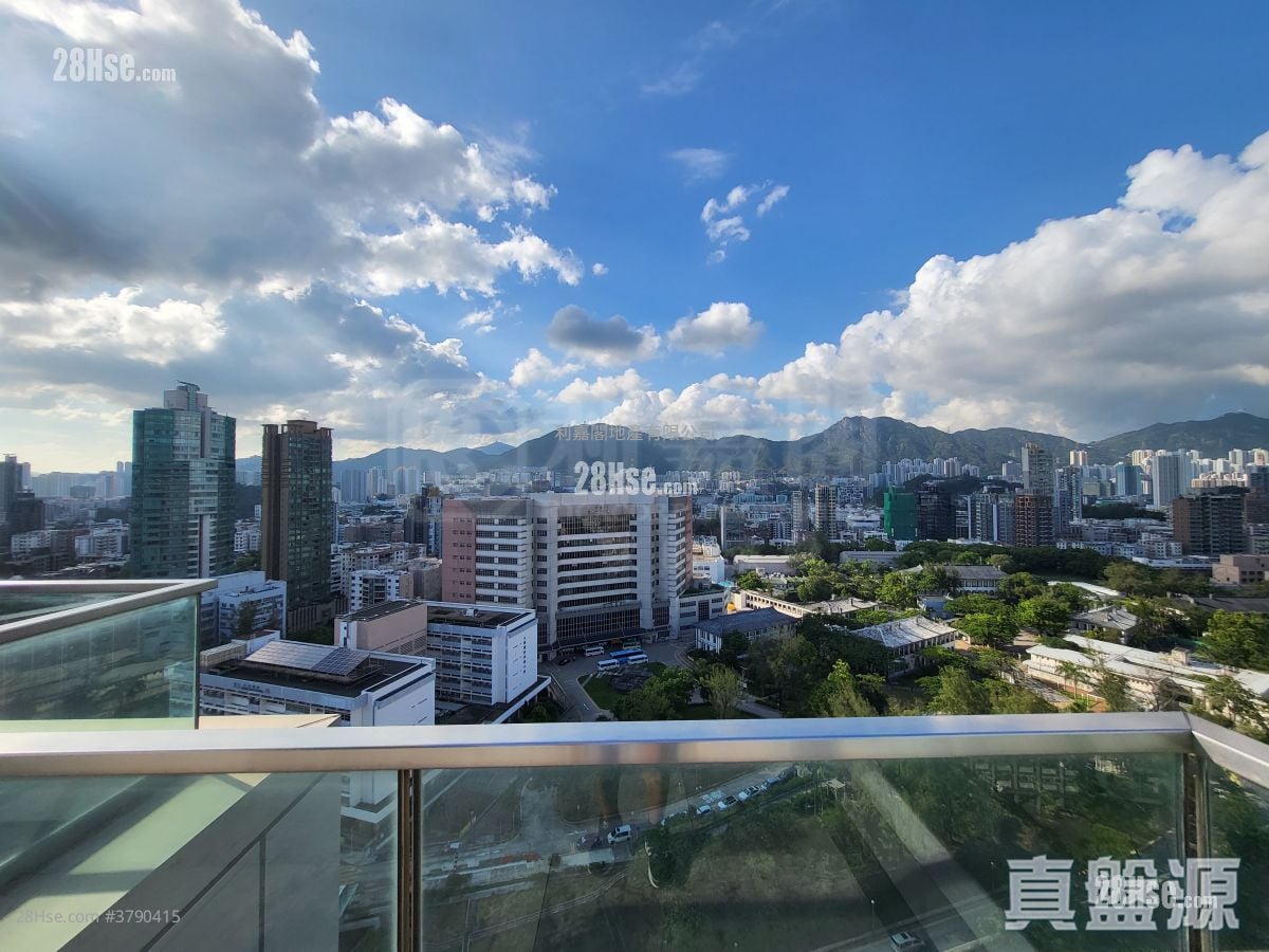 Dunbar Place Sell 4 Bedrooms 2,032 ft²