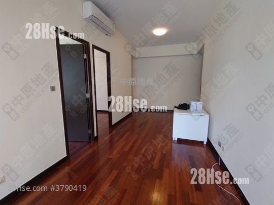 J Residence Sell 2 Bedrooms , 1 Bathroom 645 ft²