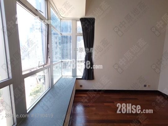 J Residence Sell 2 Bedrooms , 1 Bathroom 645 ft²