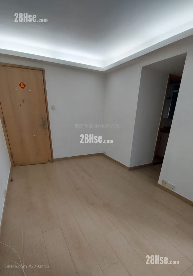 Richmond Court Sell 2 Bedrooms , 1 Bathroom 326 ft²