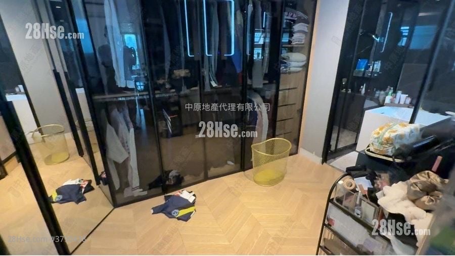 御龙居 售盘 4 房 1,616 平方尺