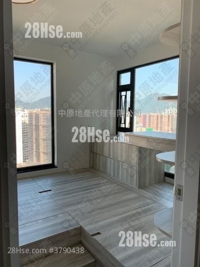 御龙居 售盘 4 房 1,616 平方尺